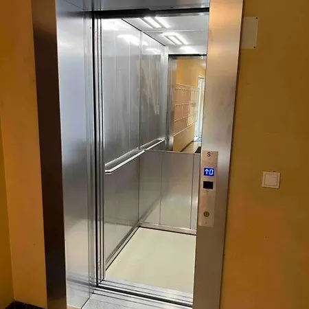 Apartment Wuerzburg Διαμέρισμα *